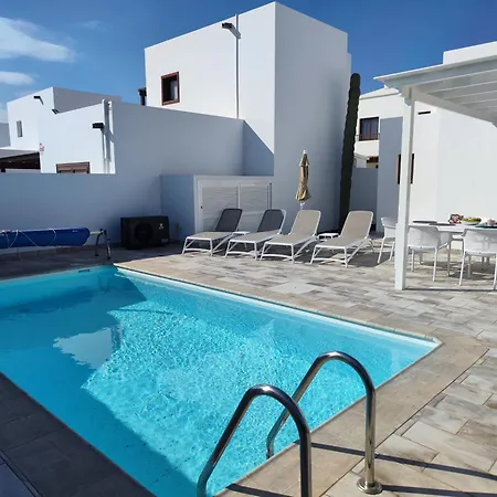 別荘 Anny Piscina Climatizada Aire Acondicionado Espaciosa Y Luminosa!