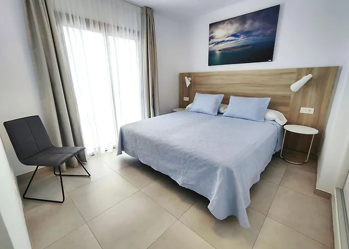 Hébergement de vacances Anny Piscina Climatizada Aire Acondicionado Espaciosa Y Luminosa!