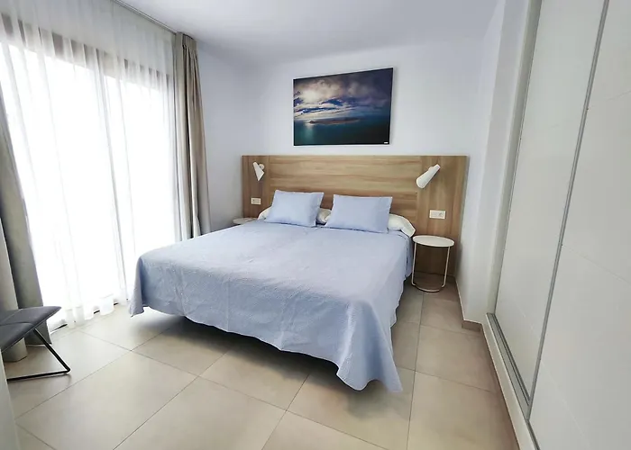 Hébergement de vacances Anny Piscina Climatizada Aire Acondicionado Espaciosa Y Luminosa!