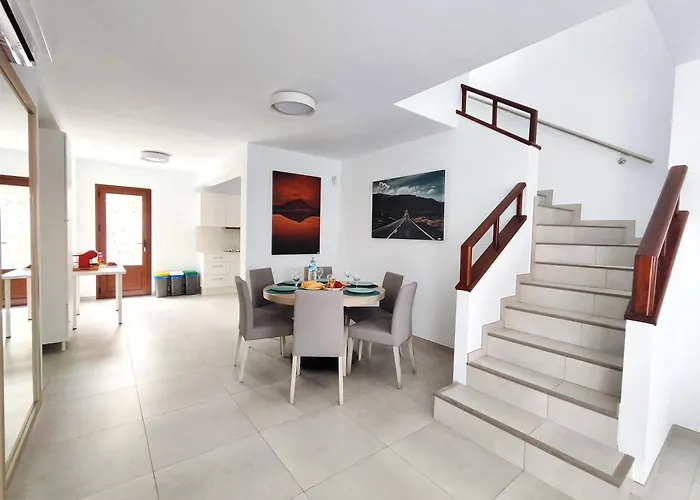 Anny Piscina Climatizada Aire Acondicionado Espaciosa Y Luminosa!