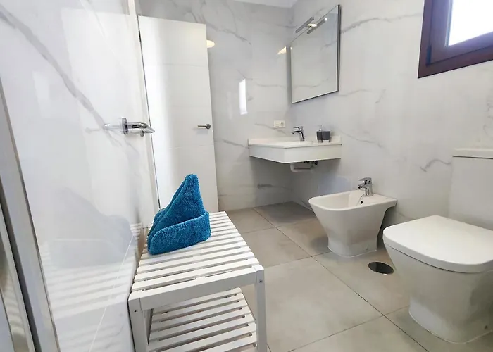 Dom wakacyjny Anny Piscina Climatizada Aire Acondicionado Espaciosa Y Luminosa! *