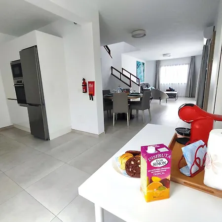 Σπίτι διακοπών Anny Piscina Climatizada Aire Acondicionado Espaciosa Y Luminosa! Πλάγια Μπλάνκα