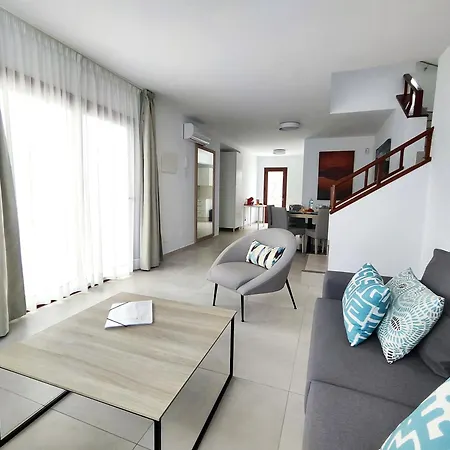 Anny Piscina Climatizada Ideal Familia Playa Blanca